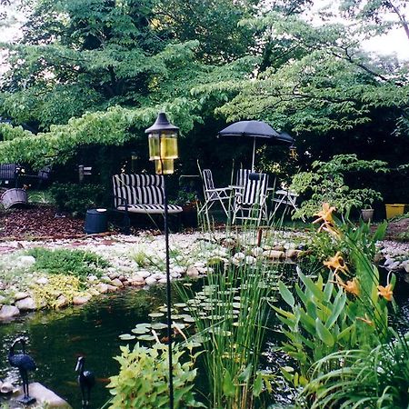 The Twin Magnolias Bed & Breakfast Роаноук Рапидс Екстериор снимка